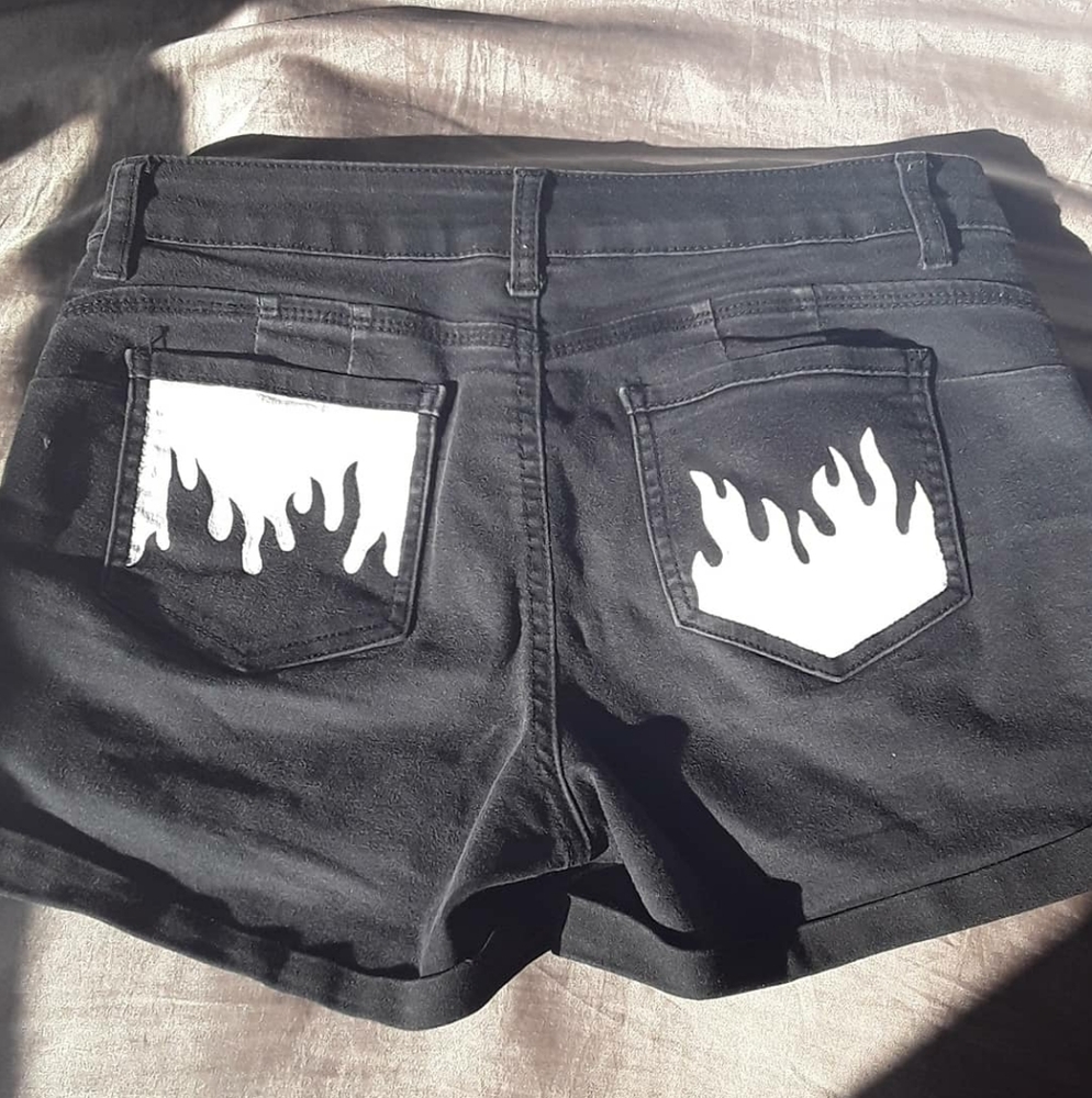 hand painted jeans!!